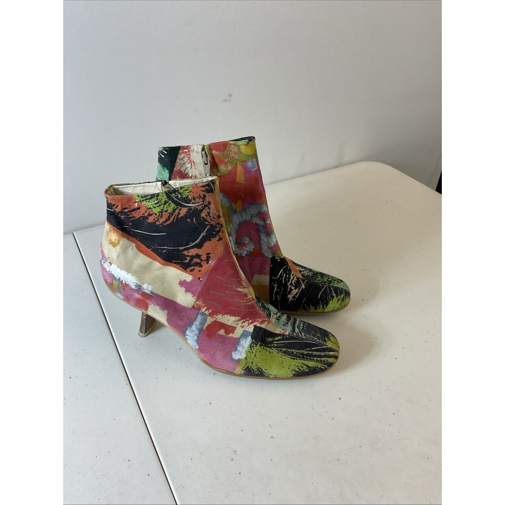 Materia Prima by Goffredo Fantini‎ multicolor print and painted Bootie Suede 8.5